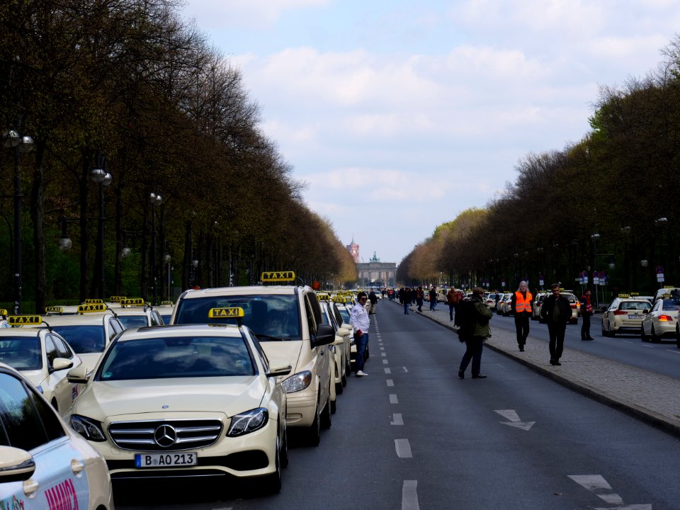 Taxi protest in Berlin 10-04-2019 07