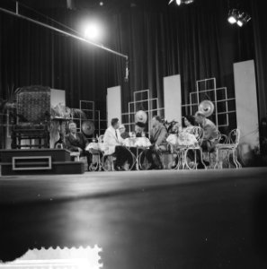 Televisie-uitzending Anders dan Anderen, Bestanddeelnr 911-1591