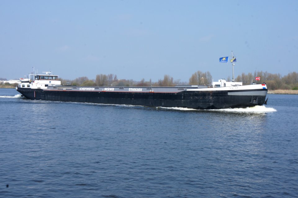 Tancar, ENI 02006909, Noordzeekanaal,Port of Amsterdam, pic1