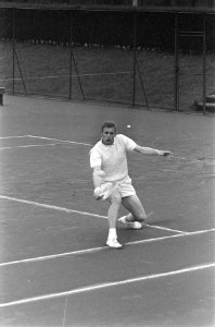 Tennis, Tom Okker in actie, Bestanddeelnr 916-3546