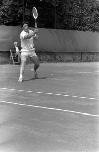 Tennis. Coupe de Galea te Amsterdam. Jan Hordijk in aktie, Bestanddeelnr 921-5179