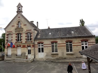 Taillefontaine (Aisne) mairie-école