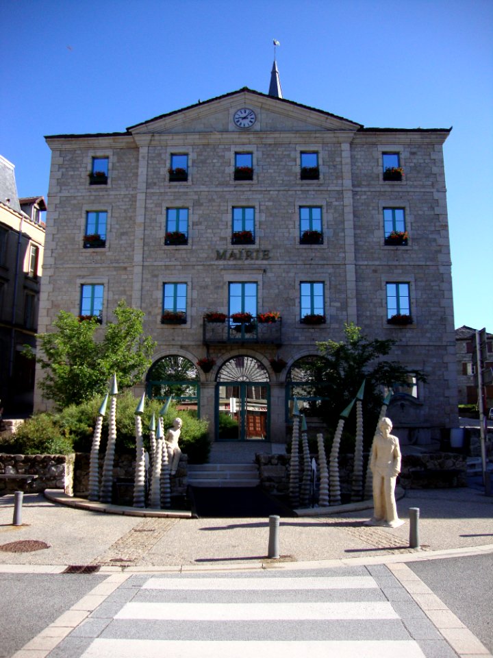 Tence (Haute-Loire, Fr) mairie