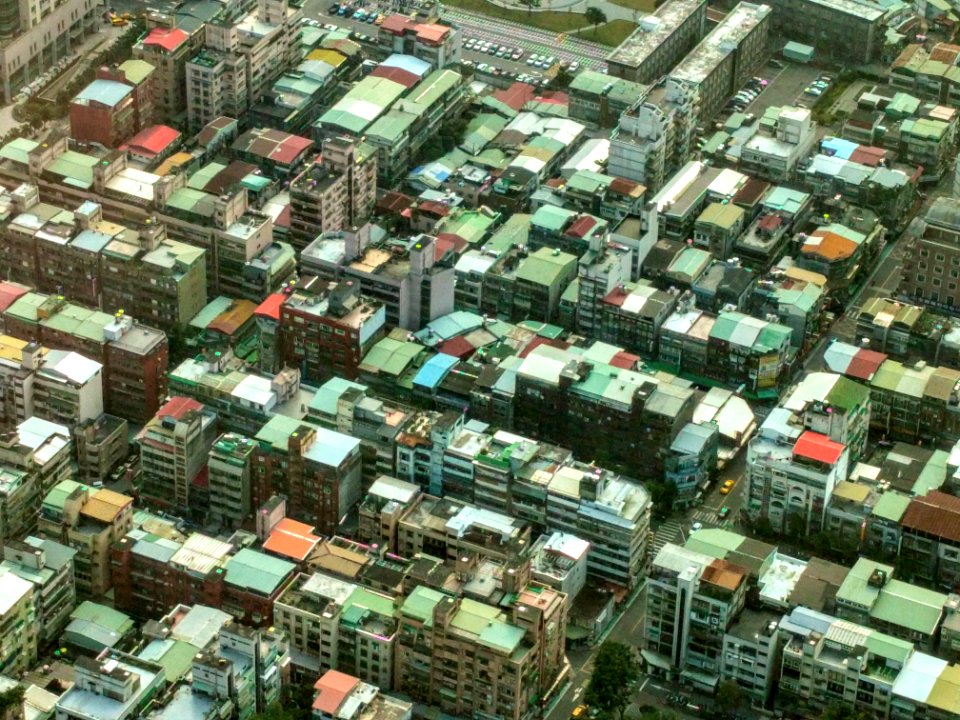 Taipei-rooftop-additions