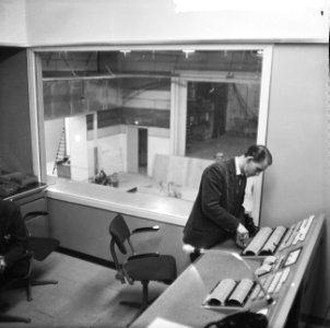 Televisiestudio Amsterdam (oude Bellevue), de regelkamer, Bestanddeelnr 917-5413