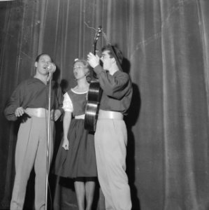 Talentenjacht in Sint Bavohuis Trio Los Parajos, Bestanddeelnr 912-2411