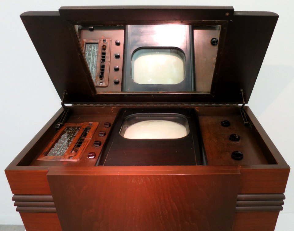 Television, RCA Victor TRK 12, 1939, Wolfsonian-FIU Museum (detail)