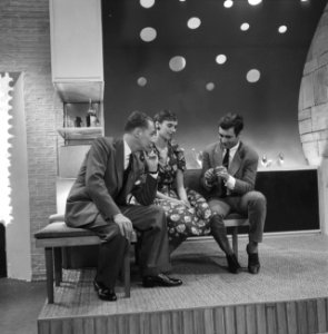 Televisiespel U spreekt met uw moordenaar met Guus Oster, Sigrid Koetse, Jan R, Bestanddeelnr 911-6002