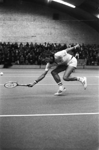 Tennis om Saab Kings Cup ( Koning Gustaaf Beker) in Amsterdam Loek Sanders in a, Bestanddeelnr 929-5136