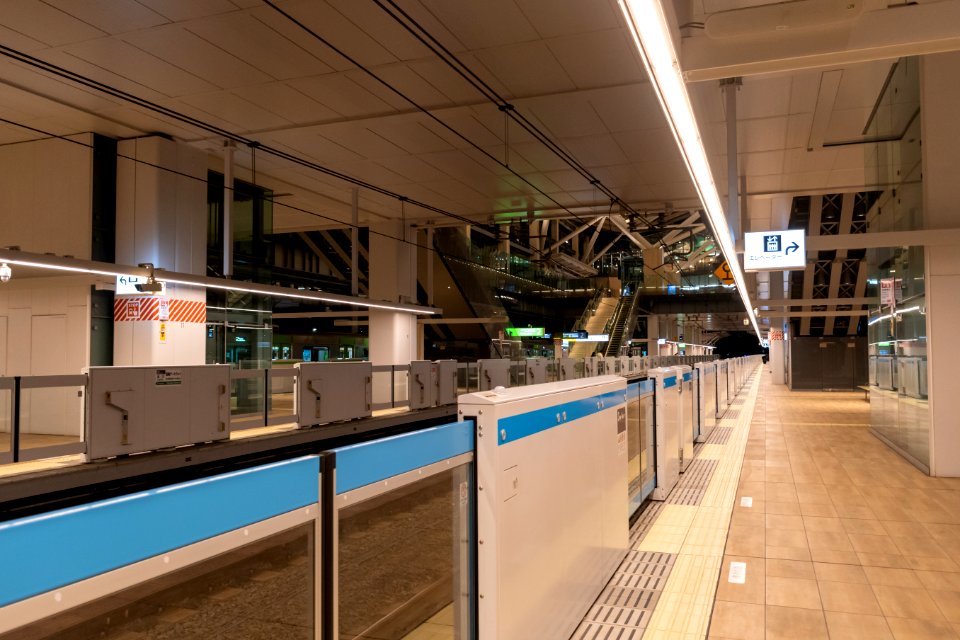 Takanawa Gateway Station Keihin Tohoku Line Platform at night