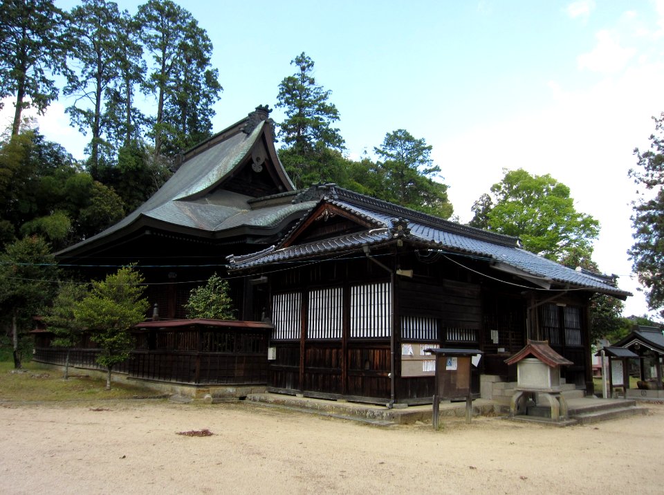 Takano-jinja (tsuyamashi-ninomiya) shaden