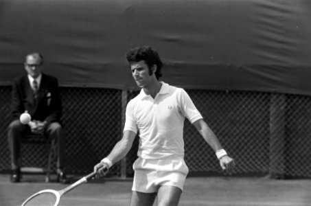 Tennis Davis-Cup Nederland tegen Roemenie te Den Haag , Ovics in aktie, Bestanddeelnr 926-4205