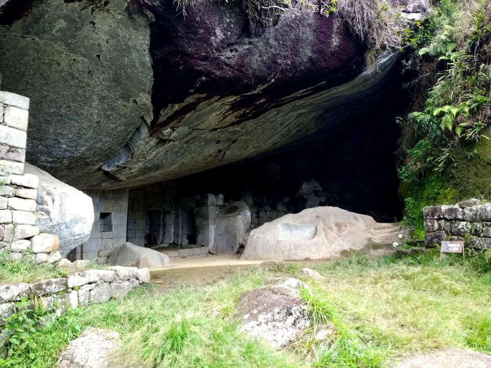 Templo de la Luna - Huayna Picchu