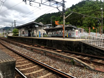 Takaragaike station platform 3 20200504