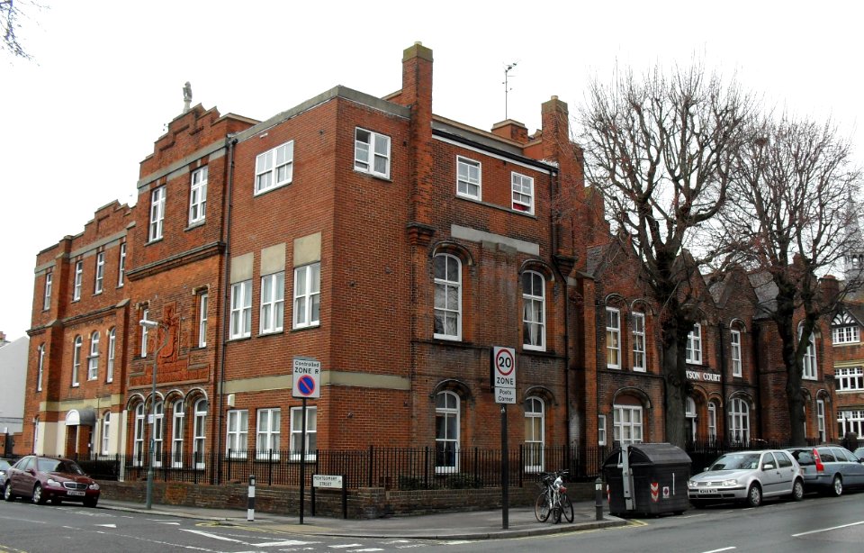 Tennyson Court, Sackville Road, Hove (February 2011) (1)
