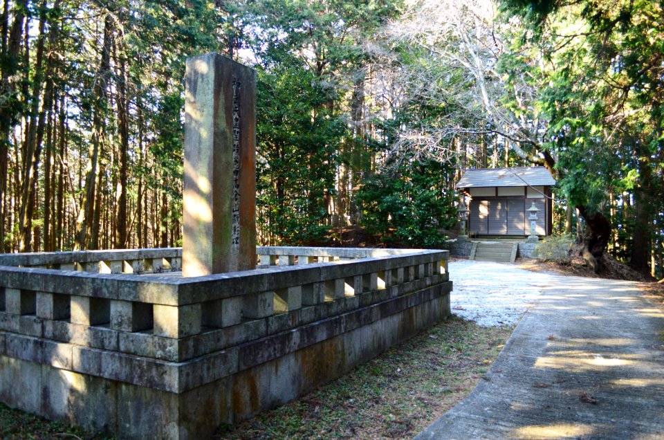 Takatsuno-jinja, sekihi-2