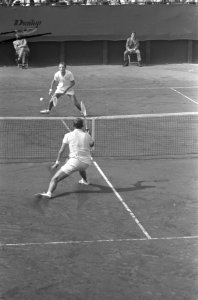 Tenniskampioenschap Nederland Jan Hajer tegen Tom Okker, Bestanddeelnr 916-7722