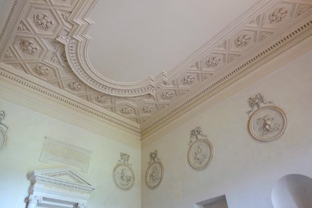 Temple of Concord and Victory, Stowe, interior view - Buckinghamshire, England - DSC07302