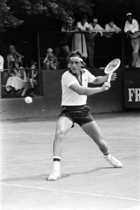 Tennis Melkhuisje, halve finales Barazzutti in actie tegen Carter, Bestanddeelnr 929-8372