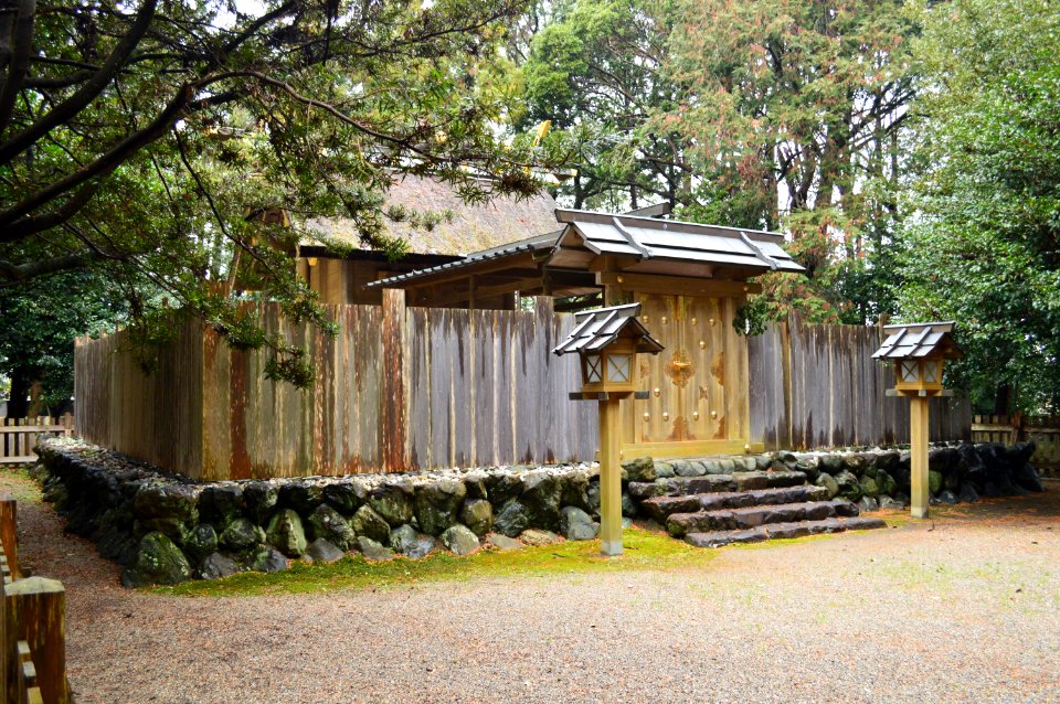 Take-jinja (Meiwa), honden