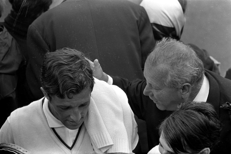 Tennis in Hilversum. Opdracht Vrije Volk . Overzicht tennis, Bestanddeelnr 921-5374