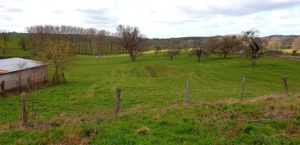 Tacot de la Montagne bourbonnaise, ancienne tranchée ferroviaire à La Tuilerie