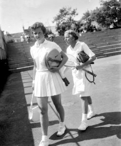 Tenniskampioenschappen Nederland (l) Betty Stove, Bestanddeelnr 916-7538