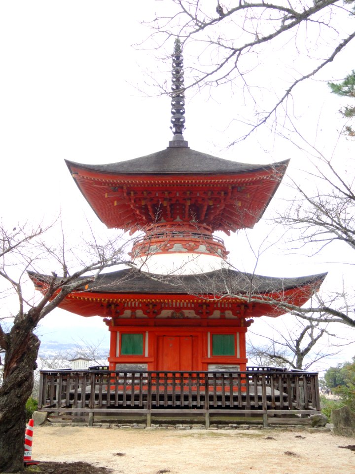 Tahoto Pagoda, Miyajim - DSC02449