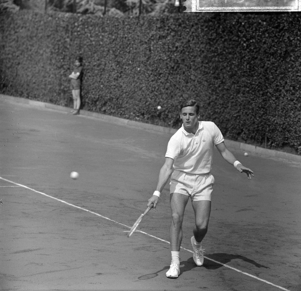 Tennis in Hilversum, Jan Hajer in actie, Bestanddeelnr 917-9818