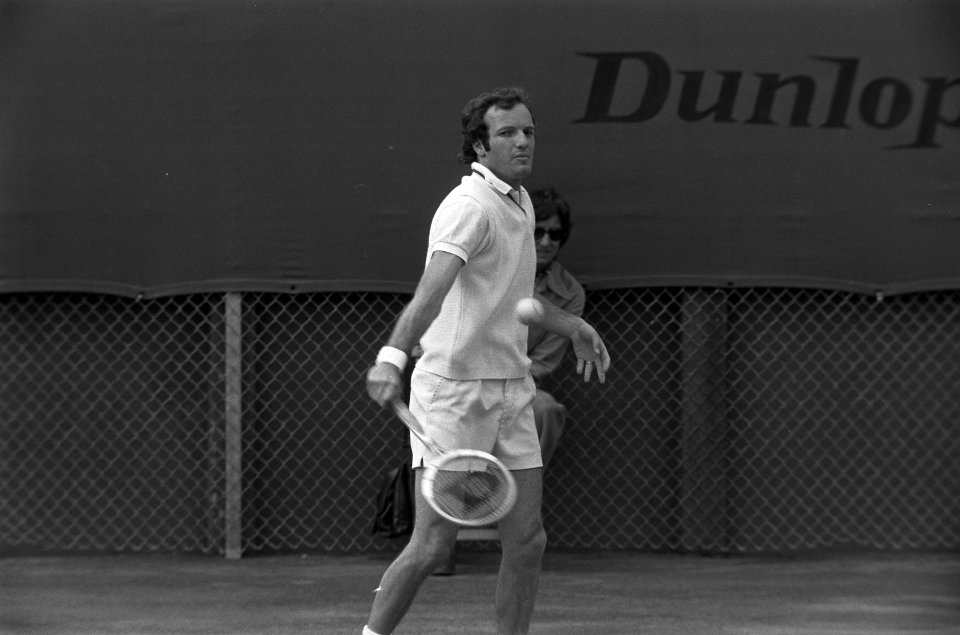Tennis Davis-Cup Nederland tegen Roemenie te Den Haag , Tom Okker in aktie, Bestanddeelnr 926-4201