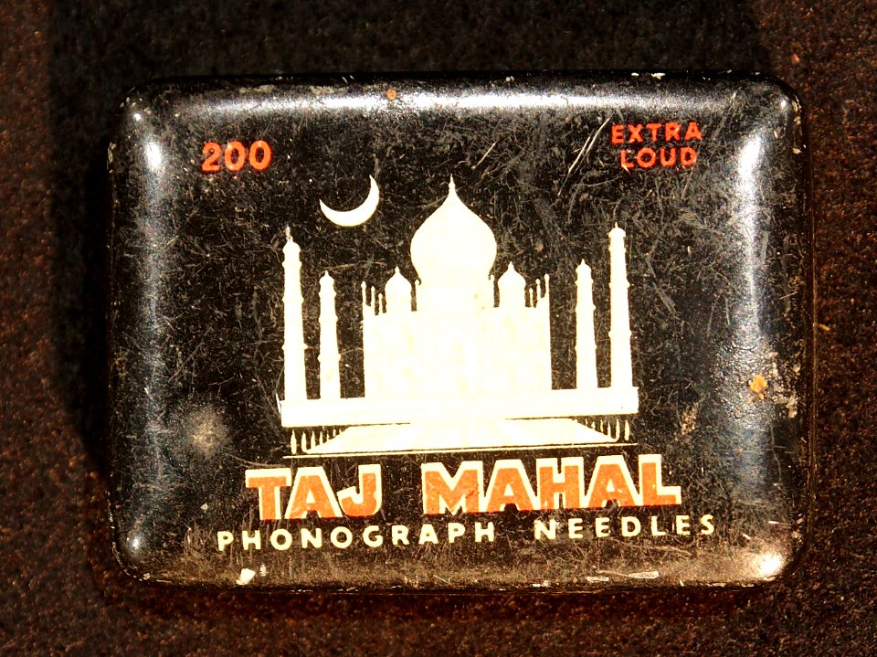 Taj Mahal phonograph needles tin