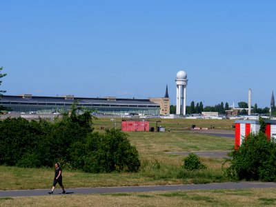 Tempelhofer Feld in june 2019 11