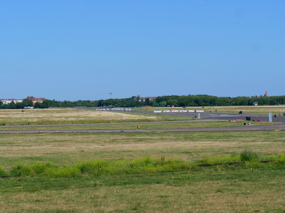 Tempelhofer Feld in june 2019 12