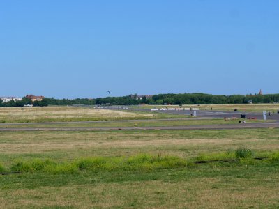 Tempelhofer Feld in june 2019 12