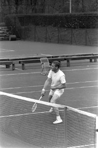 Tennis de Nederlandse kampioen Jan Hajer in actie in Den Haag, Bestanddeelnr 916-3543
