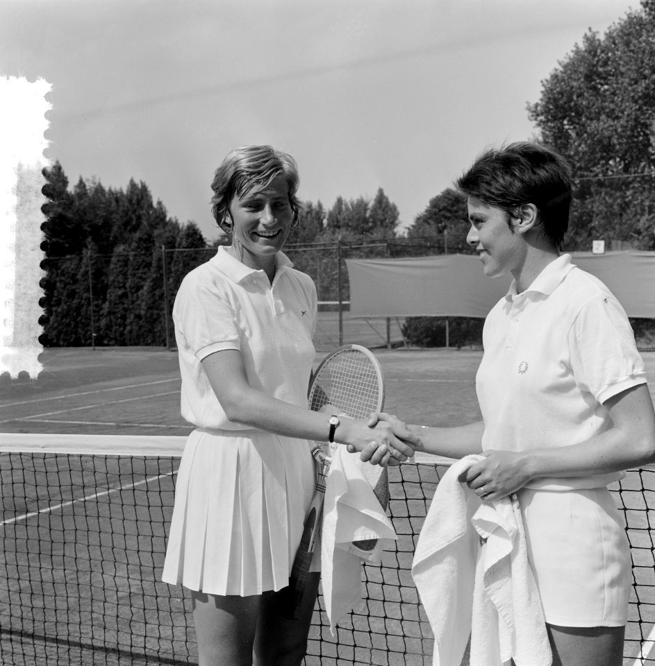 Tennis Nederland tegen Belgie, Trudi Groenman en Belgische speelster, Bestanddeelnr 916-7944