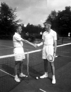 Tennis Nederland Belgie, Eindhoven mejuffrouw Delfosse Ferir ten Bosch van Grins, Bestanddeelnr 906-7208