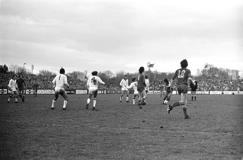 Telstar tegen PSV 2-2, spelmomenten, Bestanddeelnr 927-5879 photo