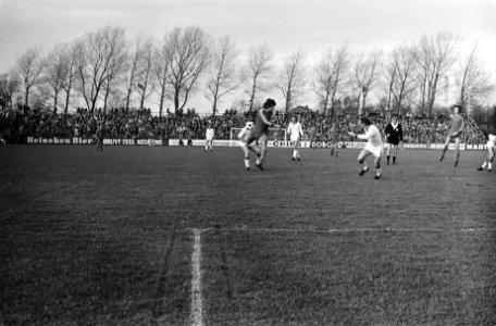 Telstar tegen PSV 2-2, spelmomenten, Bestanddeelnr 927-5880 photo