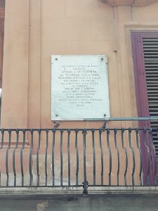 Targa a Anna e Giuseppina Turrisi Colonna