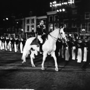 Taptoe Delft 1963 Een van de hoofdfiguren in de Taptoe, de Soevereine Vorst, Bestanddeelnr 915-4842