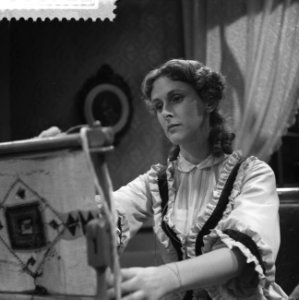 Televisiespel De erfgename , Manon Alving als Catherine Sloper, Bestanddeelnr 910-8823