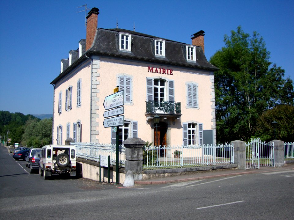 Tardets-Sorhulus (Pyr-Atl, Fr) mairie