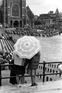 Taptoe Delft 1963 Repetitie op de Grote Markt te Delft, Bestanddeelnr 915-4683