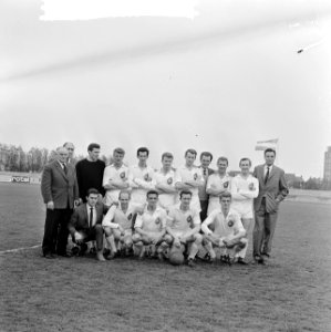 Telstar tegen Fortuna VI 1-0, elftal Telstar, Bestanddeelnr 916-4055