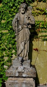 Temmels Friedhof Johannesplastik