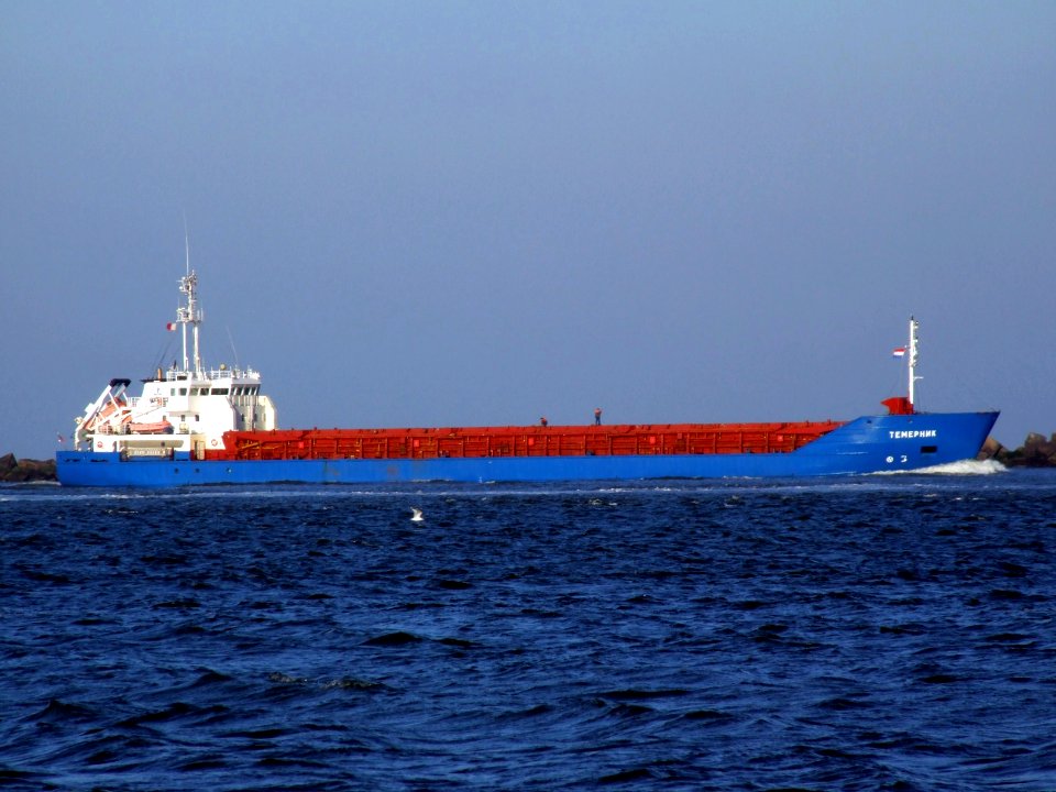 Temernik approaching Port of Rotterdam