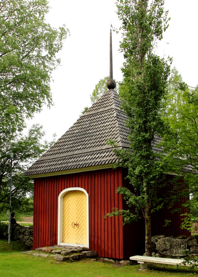 Temmes Church Gatehouse 20150624 01