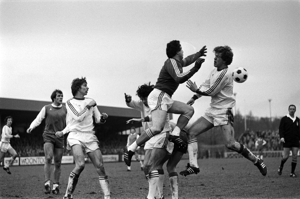 Telstar tegen Feijenoord 1-0 Feijenoordaanval, Bestanddeelnr 928-9816
