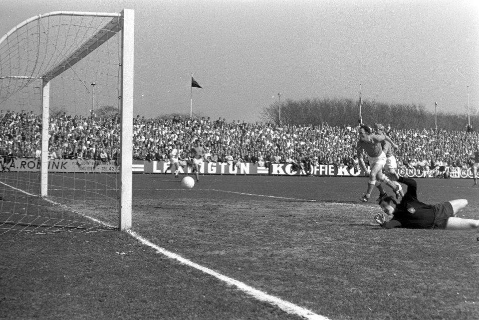 Telstar tegen Ajax 1-1, Bestanddeelnr 922-2694